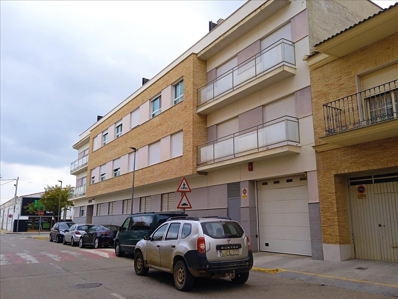 undefined - Image 1