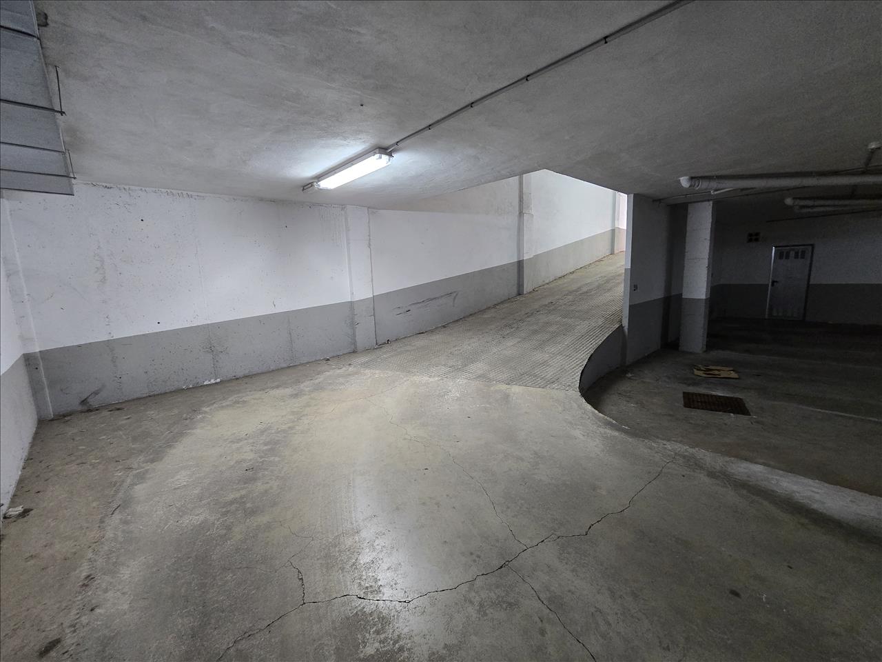 undefined - Image 4