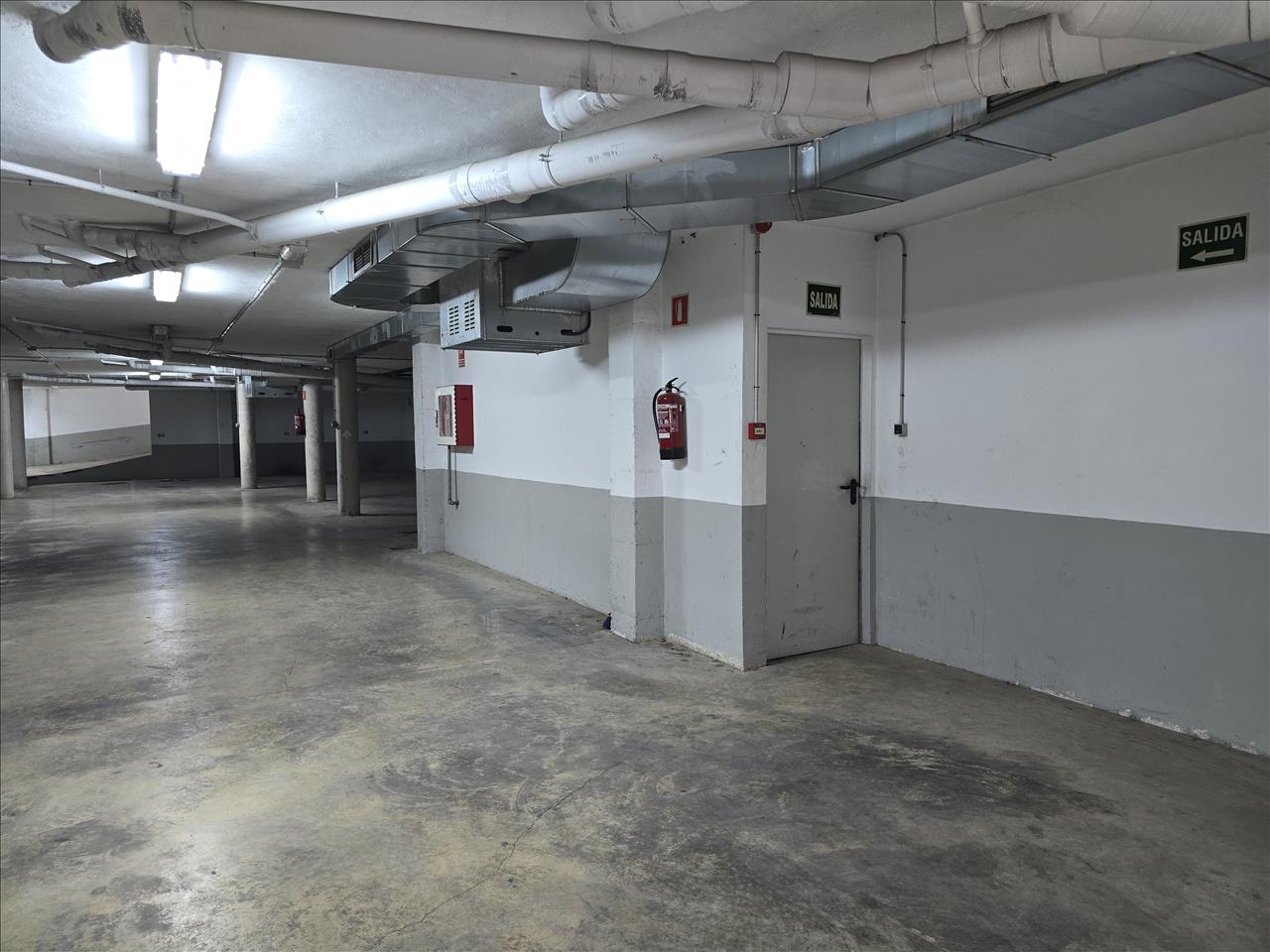 undefined - Image 3