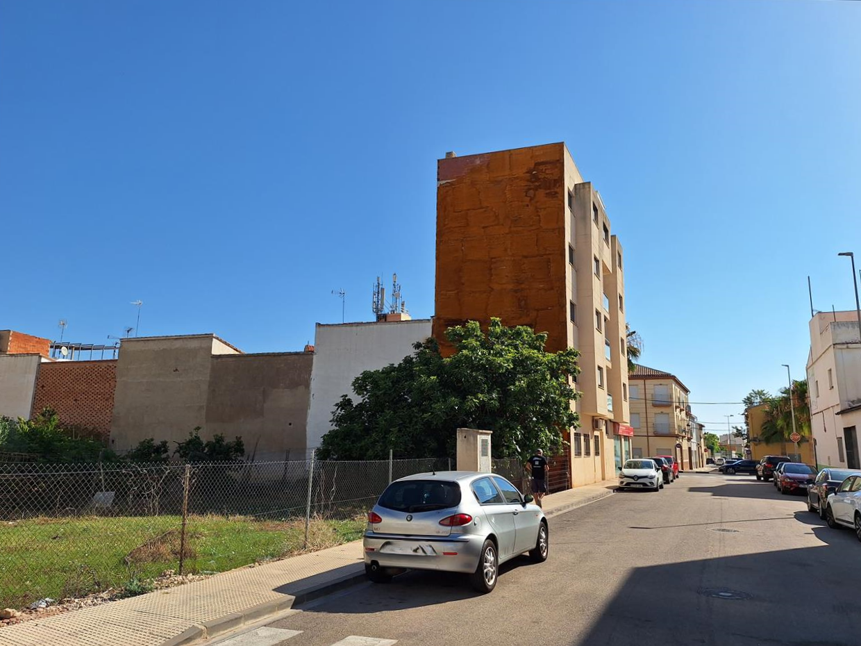 undefined - Image 3
