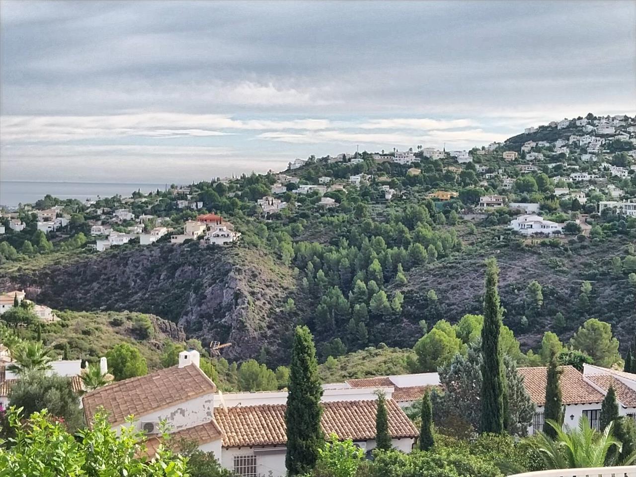 Terreno localizado na localidade de Ràfol d'Almúnia - Image 9
