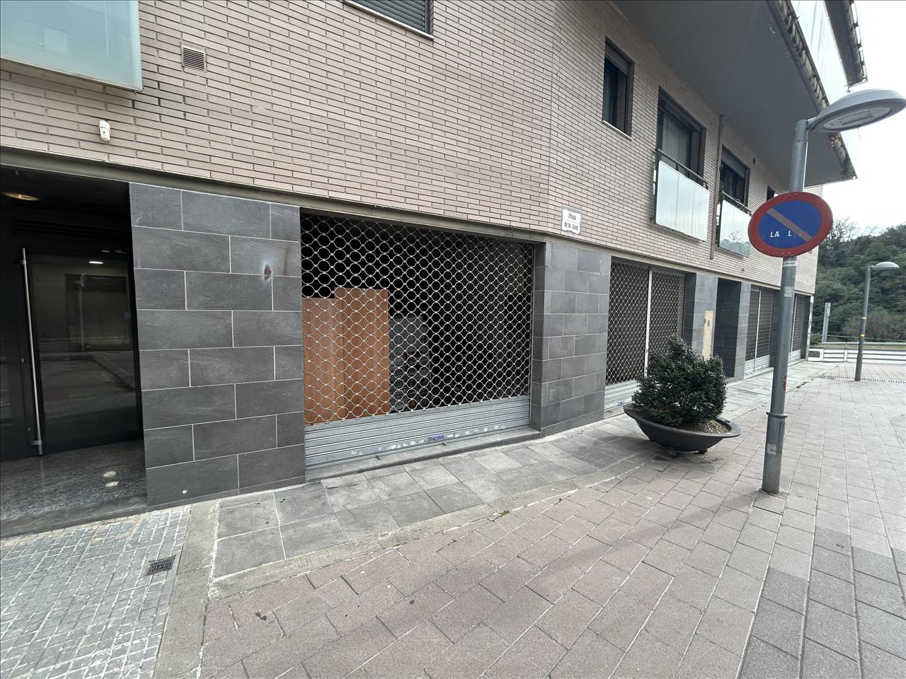 Local comercial en CREU DE LA