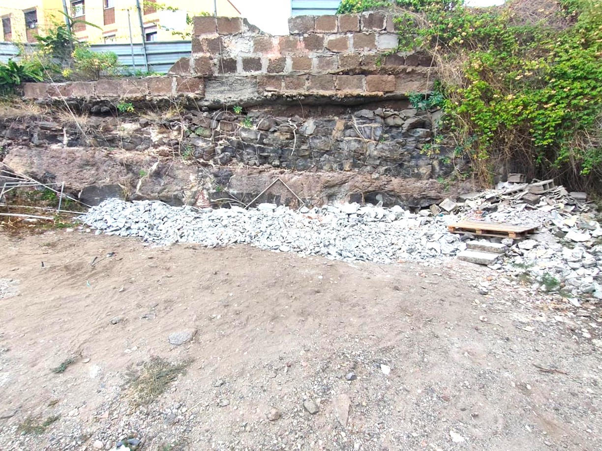 undefined - Image 8
