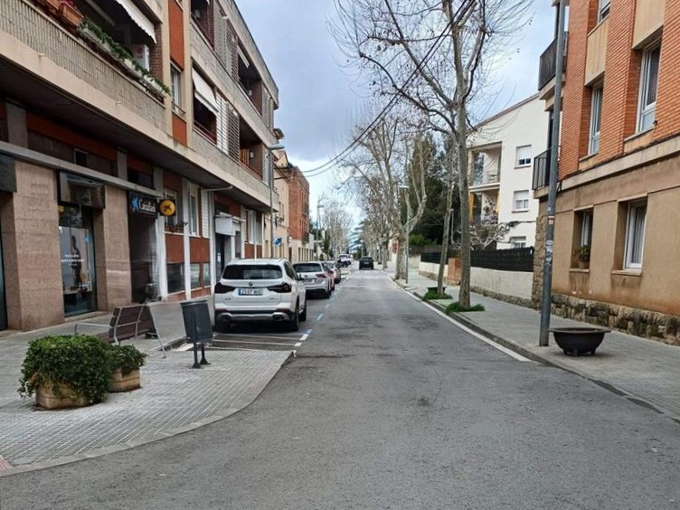 undefined - Image 5
