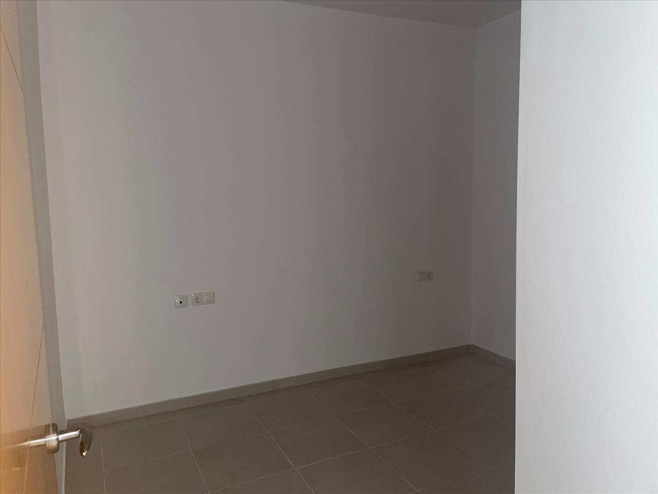 - Image 15