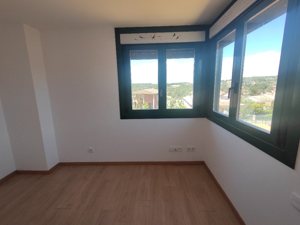undefined - Image 15