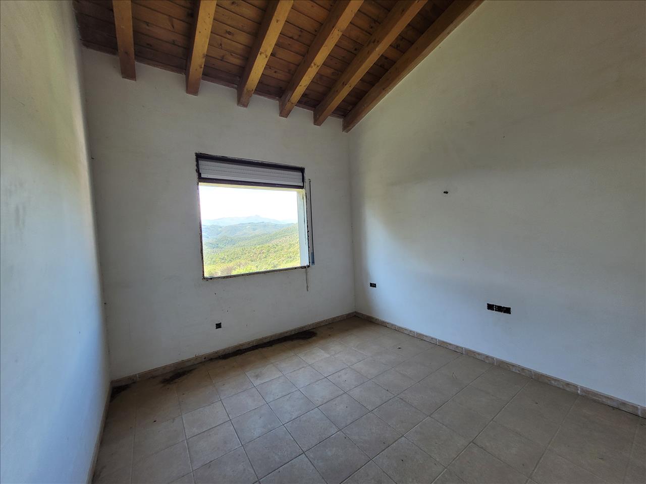 Casa para Recuperar em Riudarenes, Girona - 3 Quartos - Image 14