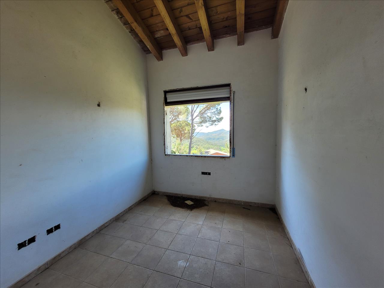 Casa para Recuperar em Riudarenes, Girona - 3 Quartos - Image 13
