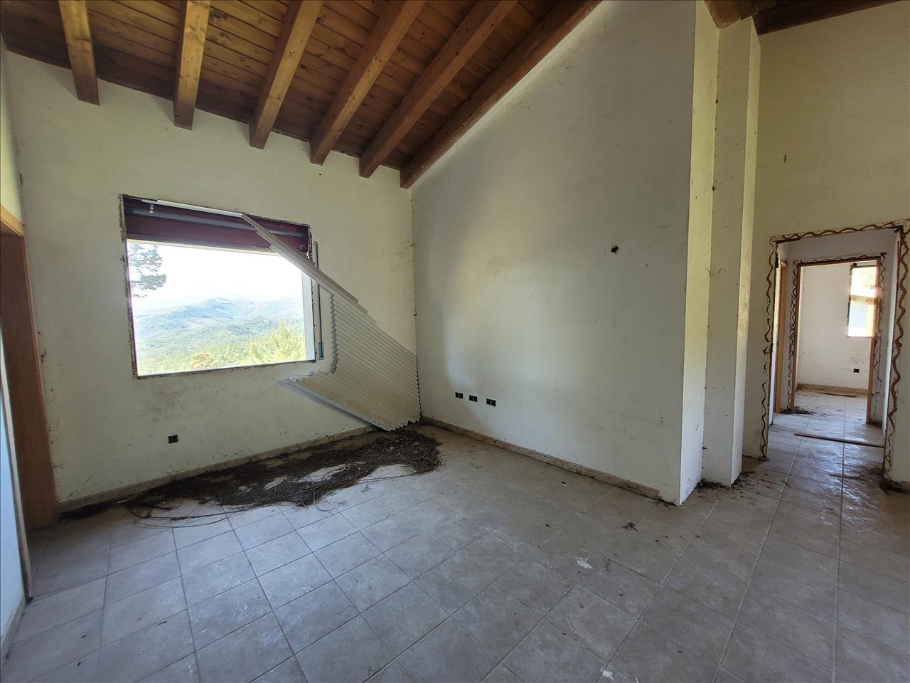 Casa para Recuperar em Riudarenes, Girona - 3 Quartos - Image 12