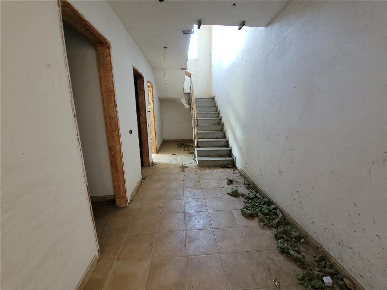 Casa para Recuperar em Riudarenes, Girona - 3 Quartos - Image 11