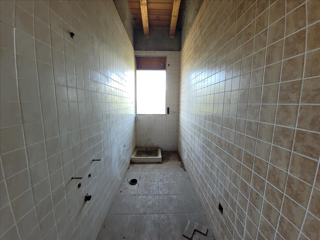 Casa para Recuperar em Riudarenes, Girona - 3 Quartos - Image 17