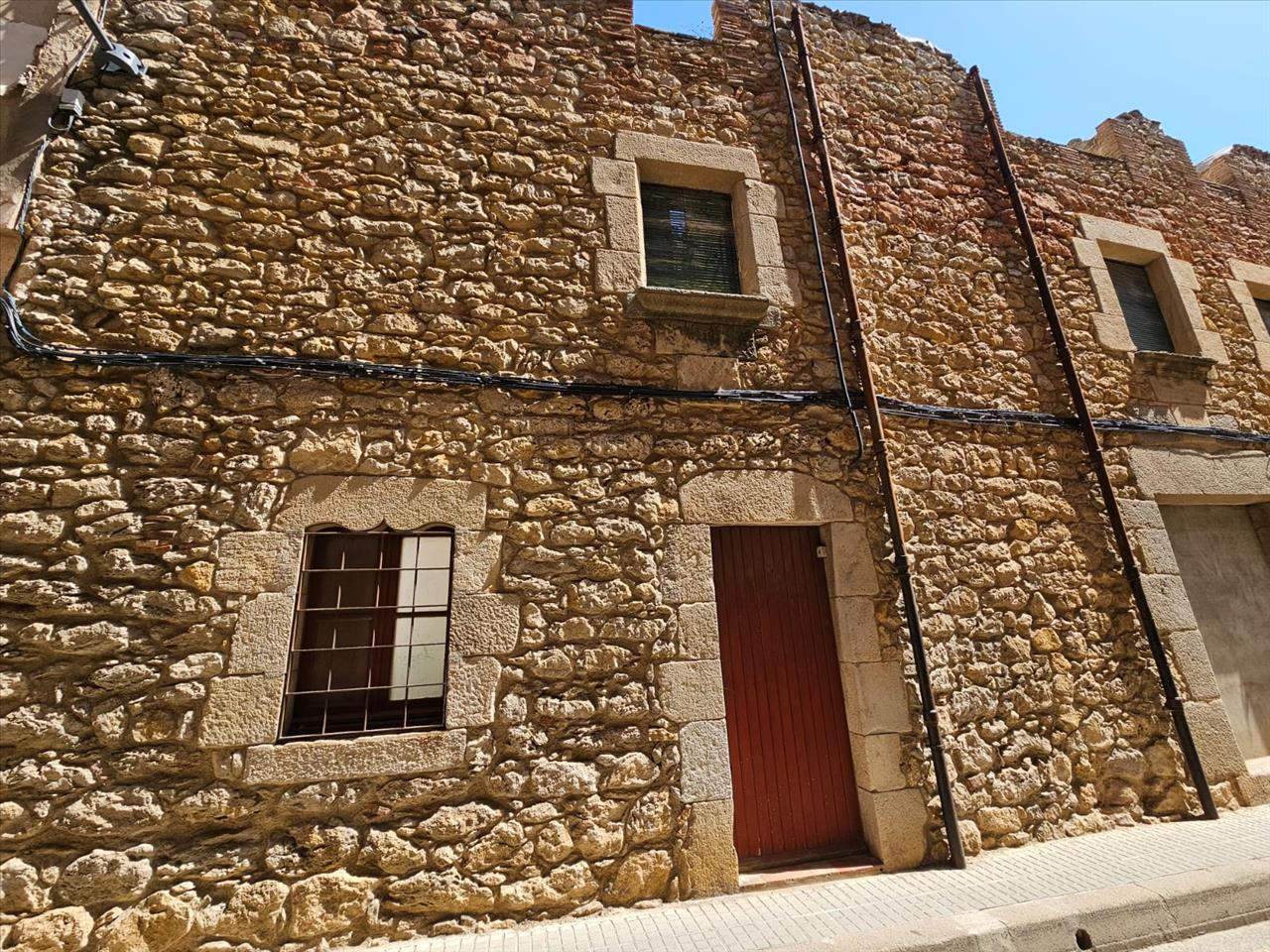 - Image 3