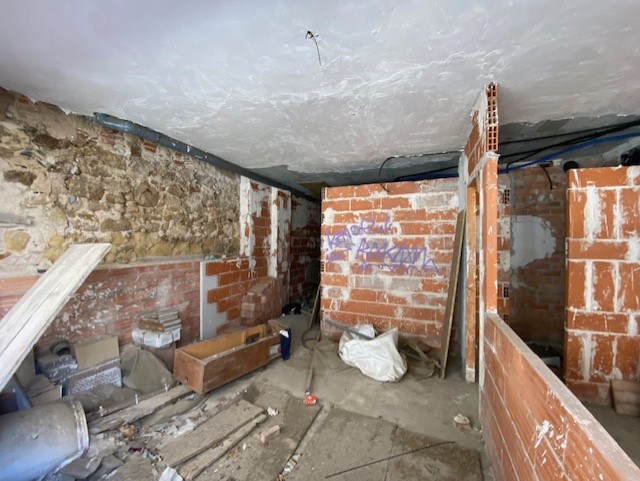 undefined - Image 9