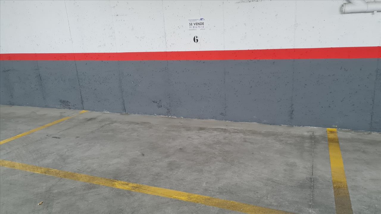 undefined - Image 4