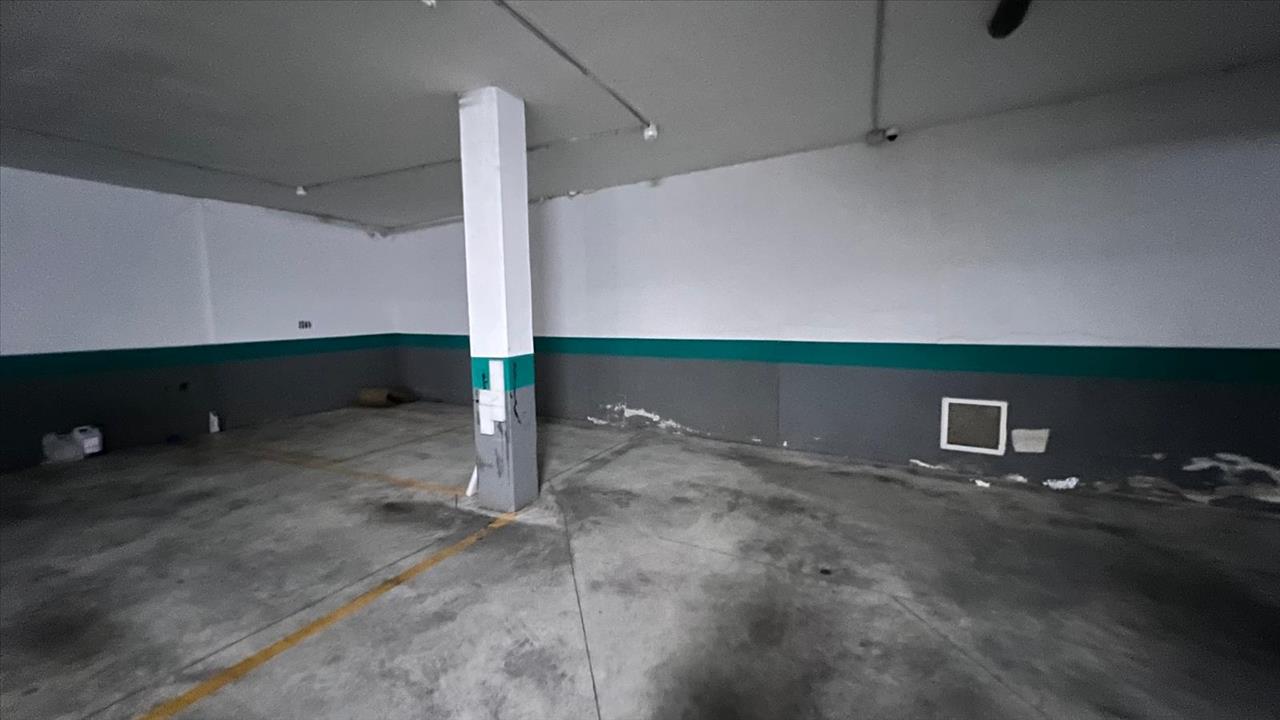 undefined - Image 5