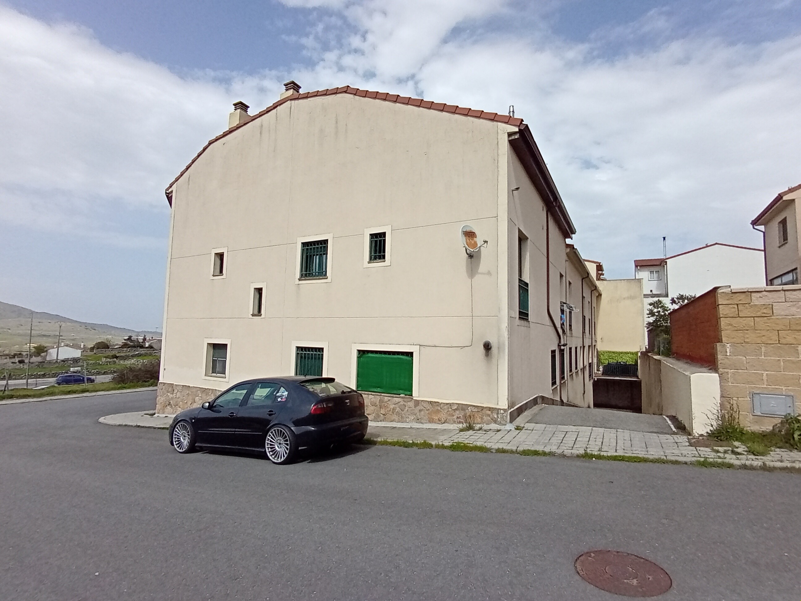 undefined - Image 6