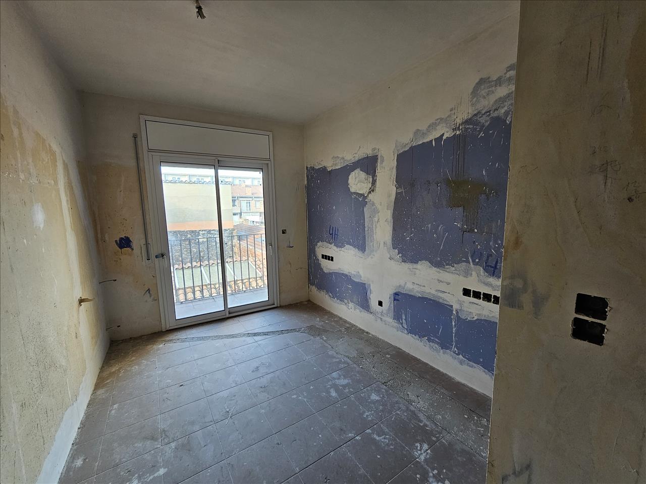 undefined - Image 11