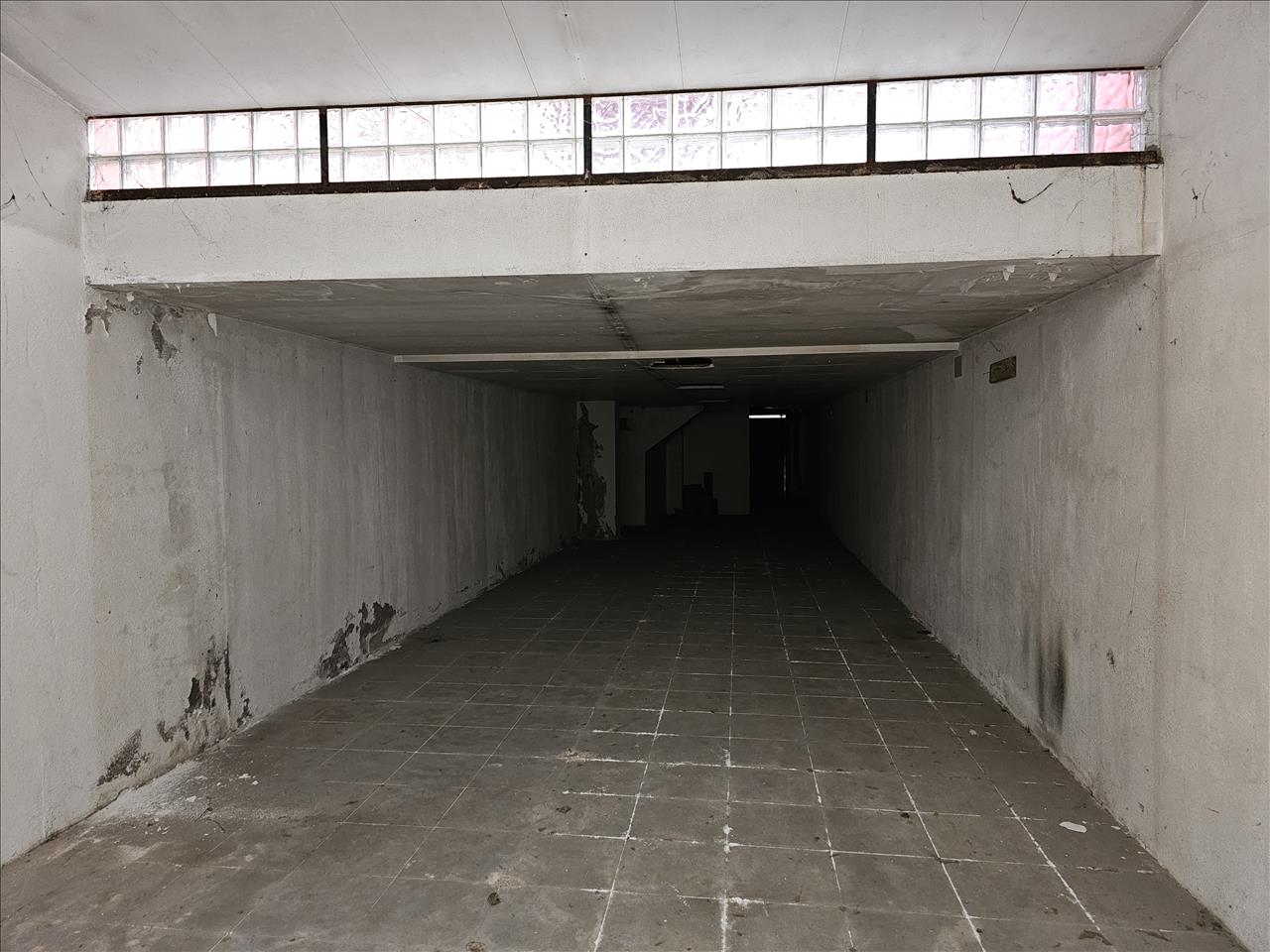 undefined - Image 32