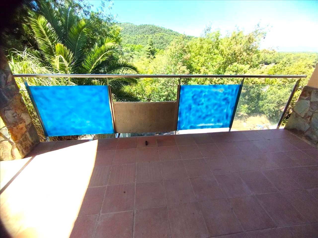 Casa unifamiliar com piscina, amplas vistas e grande parcela na Urbanização Can Carbonell, Caldes de Malavella - Image 12