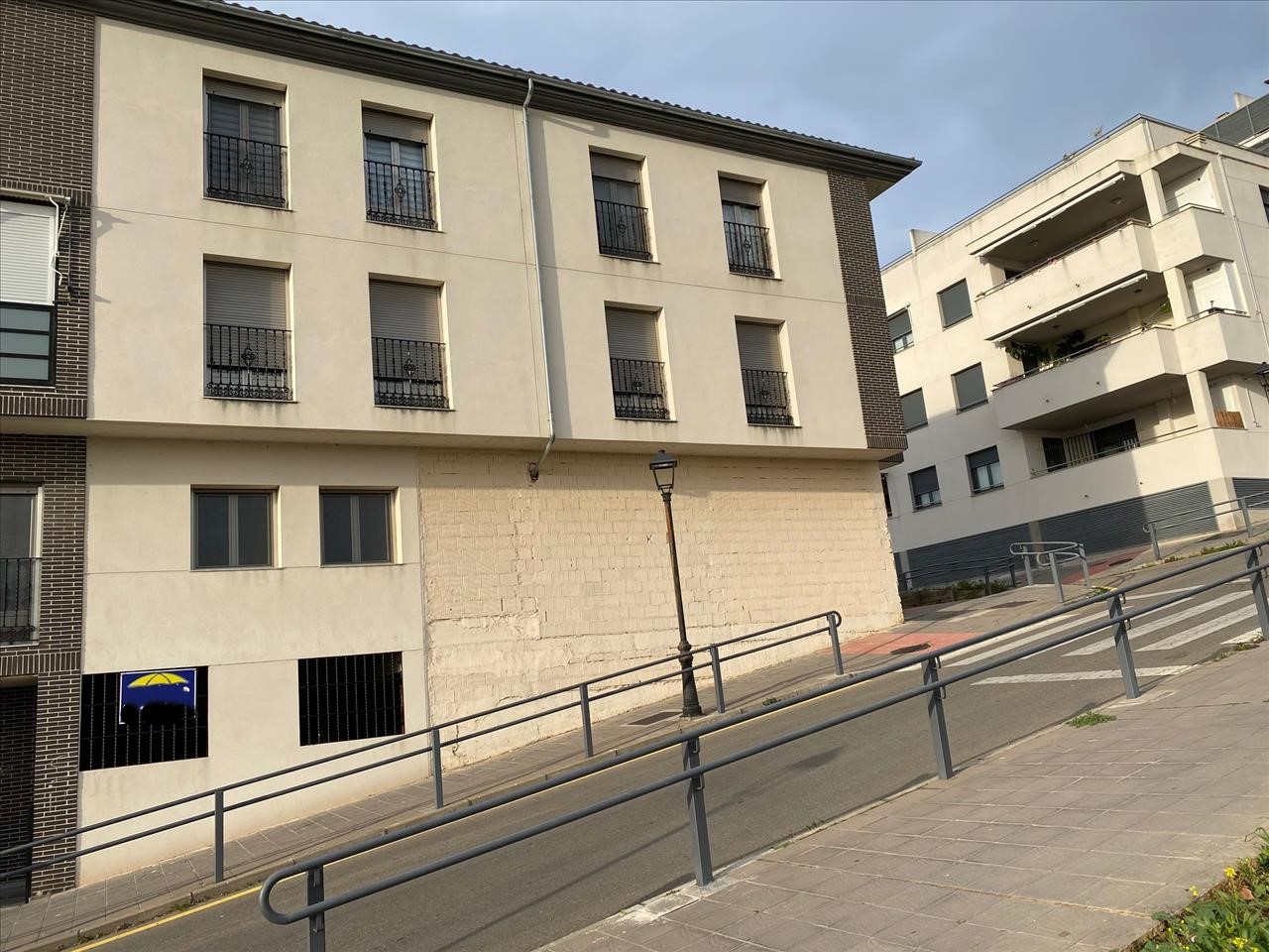 - Image 6