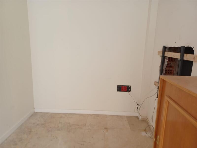  - Image 11