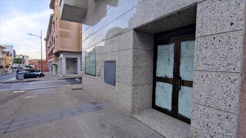  - Image 3