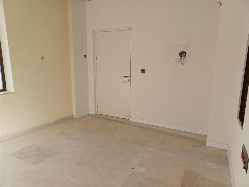  - Image 7