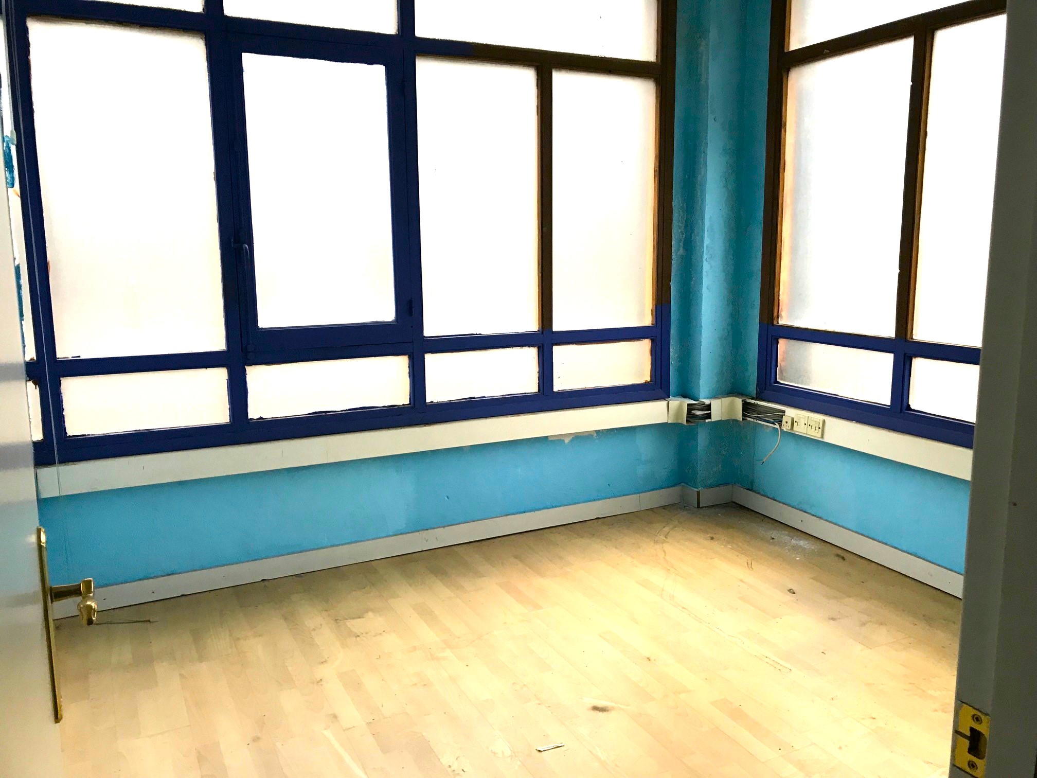  - Image 7