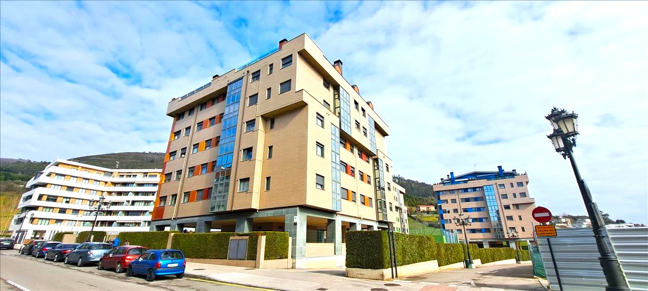 Garaje en Oviedo, Asturias
