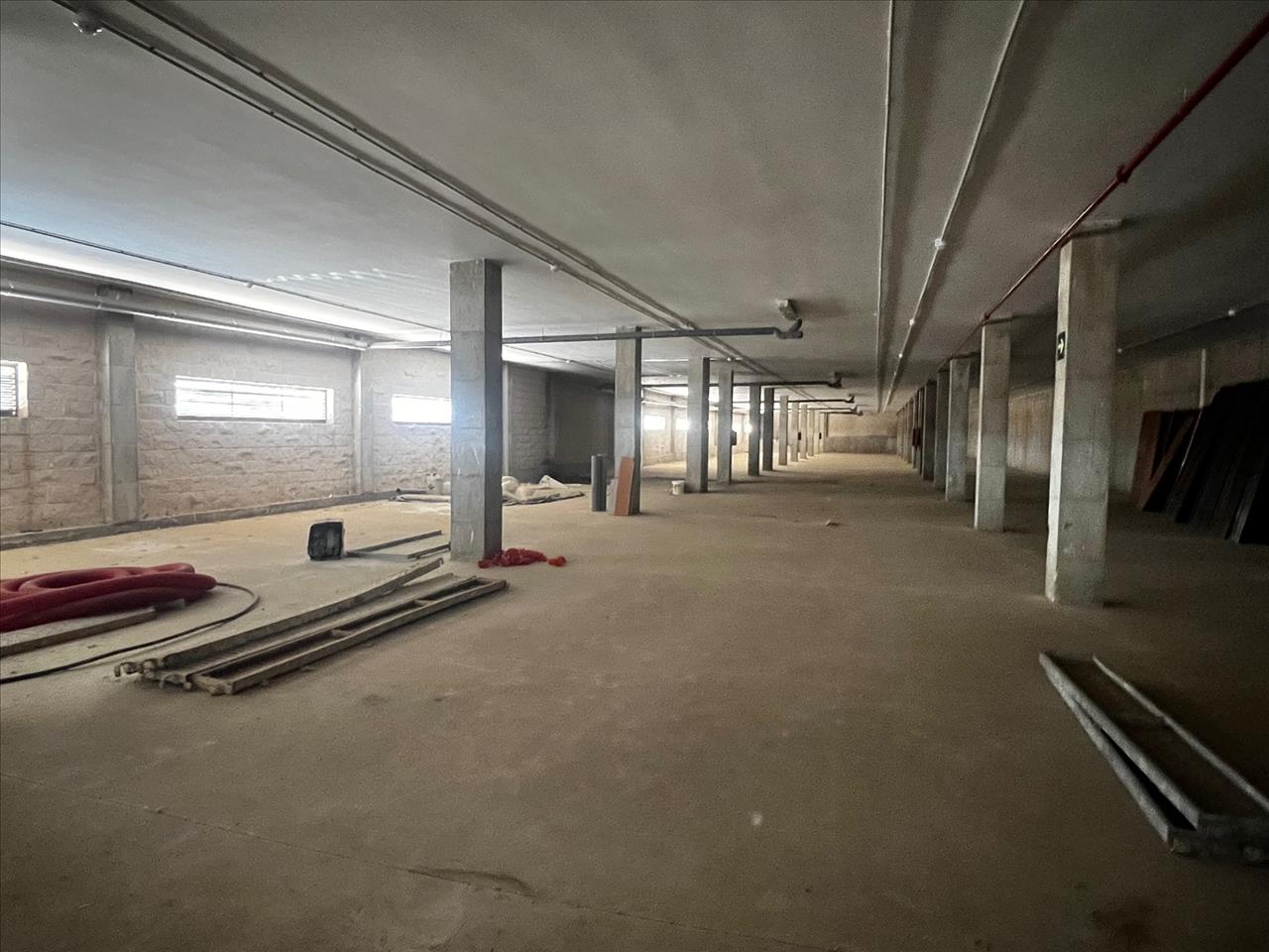 - Image 5