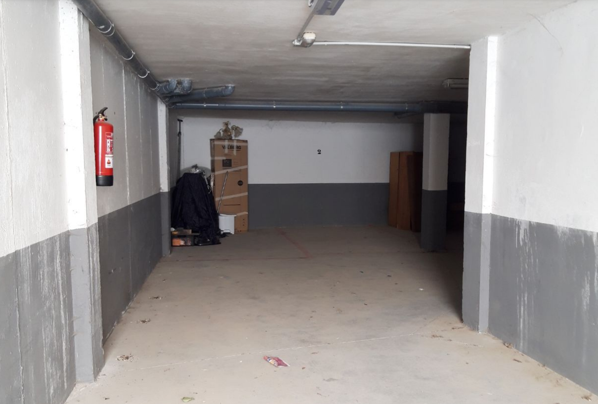 undefined - Image 4