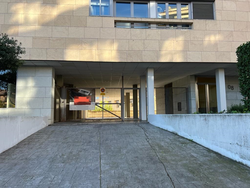 undefined - Image 5