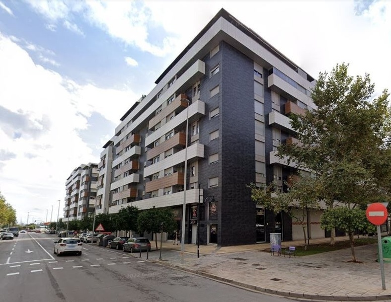 Garaje en Avenida Hermanos Bou