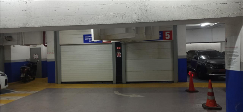 undefined - Image 3