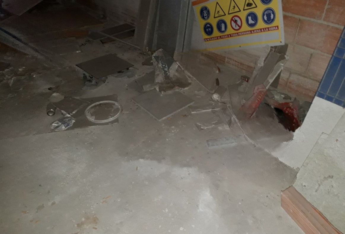 undefined - Image 12