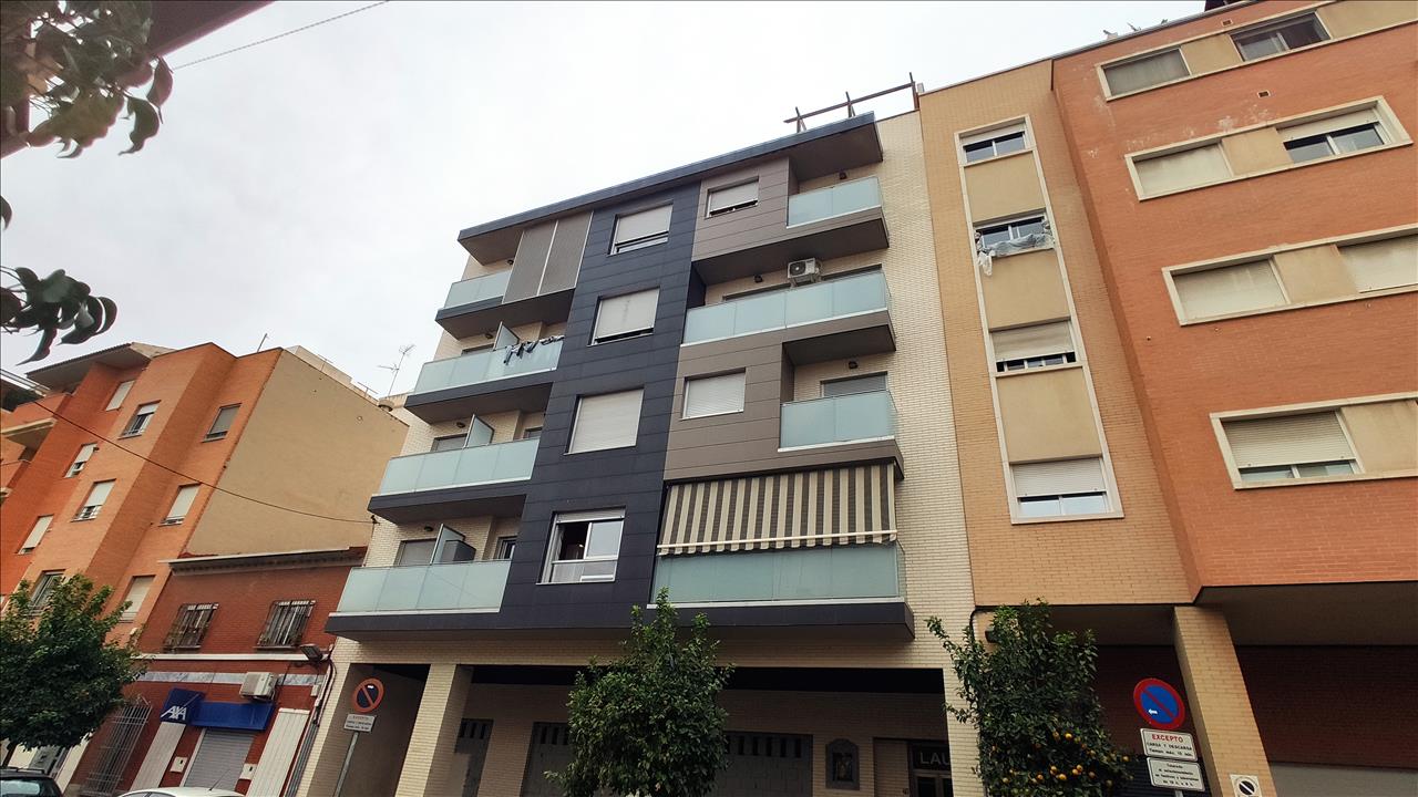 undefined - Image 3