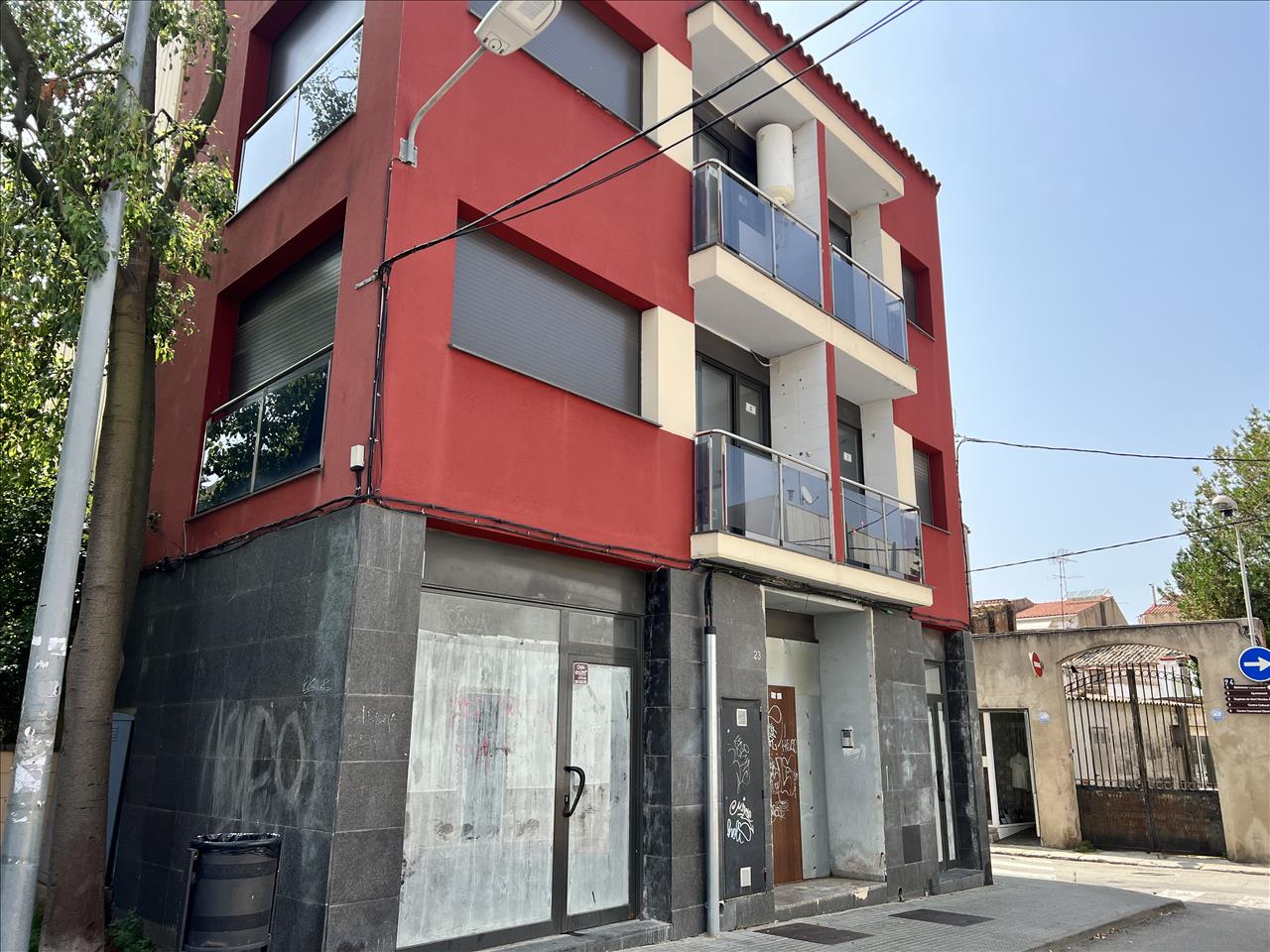 Local comercial en SANT ISIDRE
