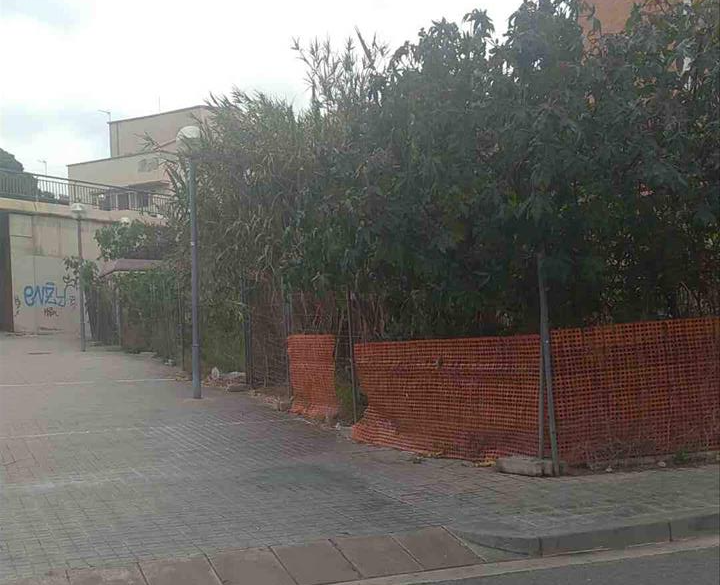 undefined - Image 6