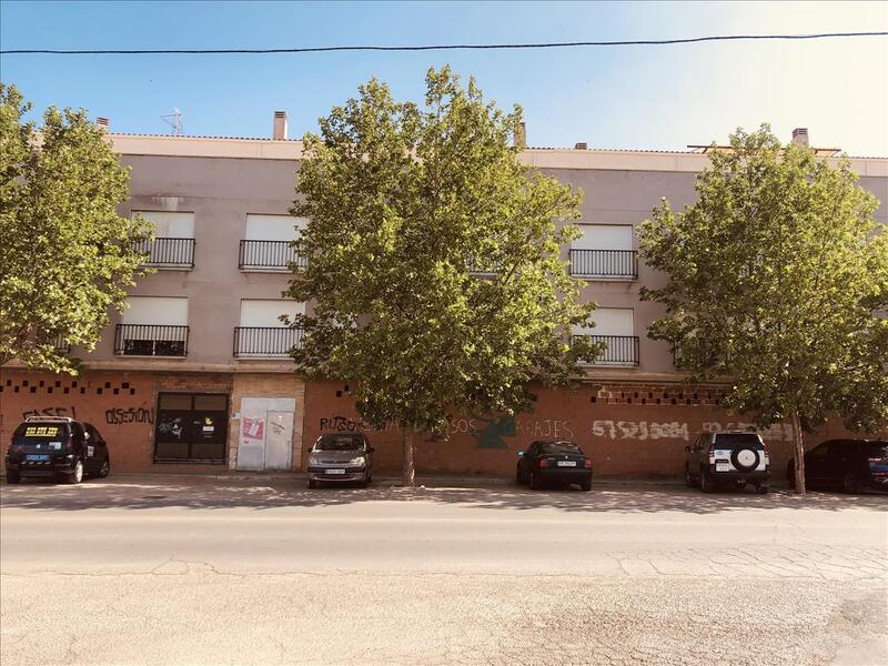 Local comercial en DAIMIEL