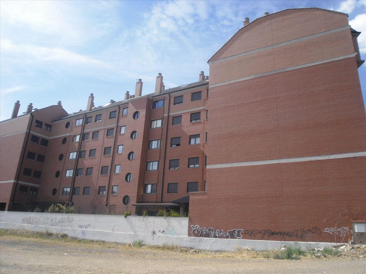 Premises_Commercial en León, León