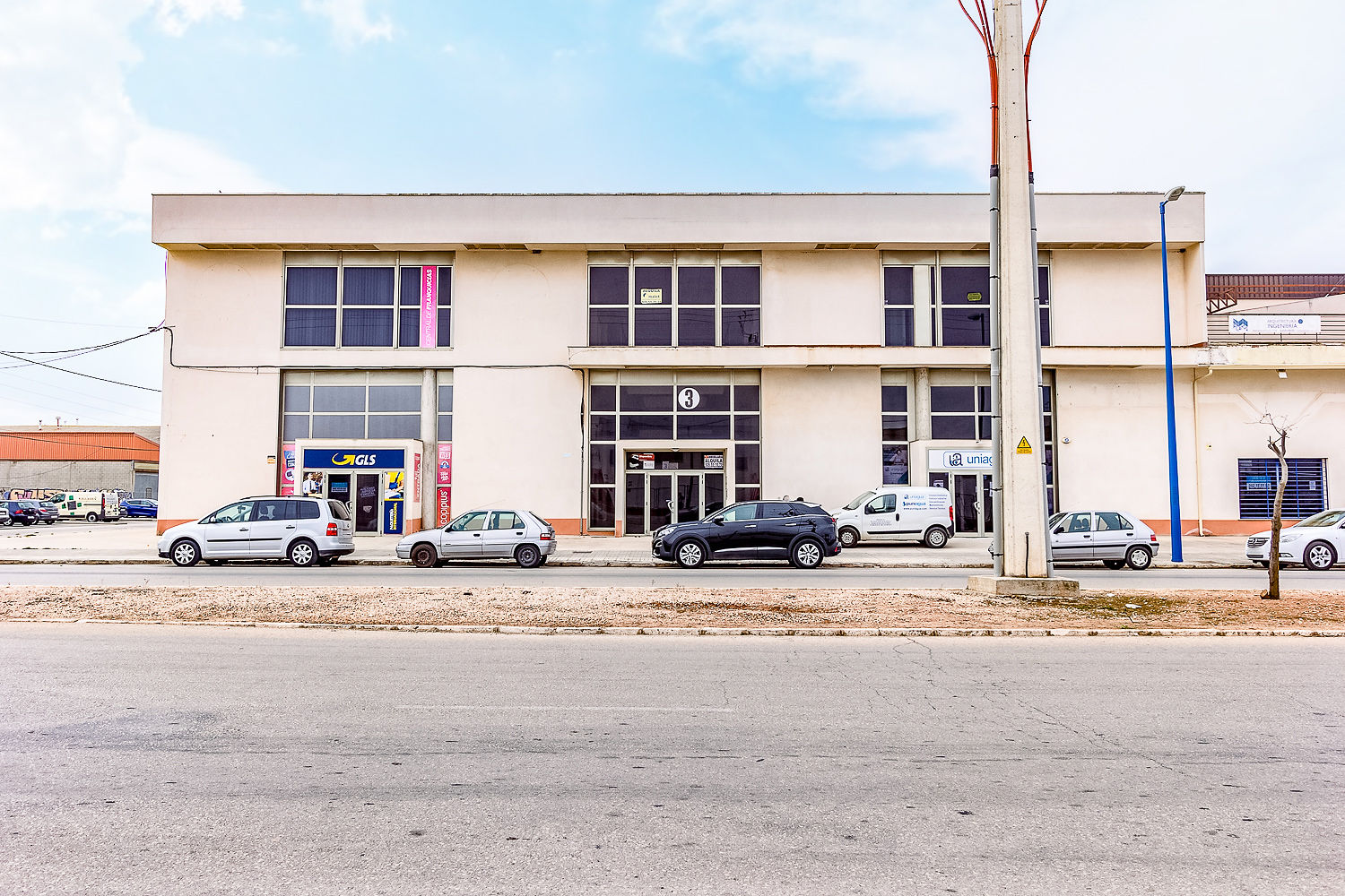 Local comercial en DE LOS VINOS