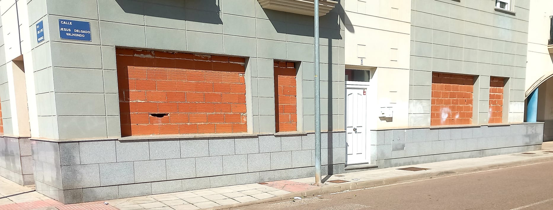undefined - Image 2