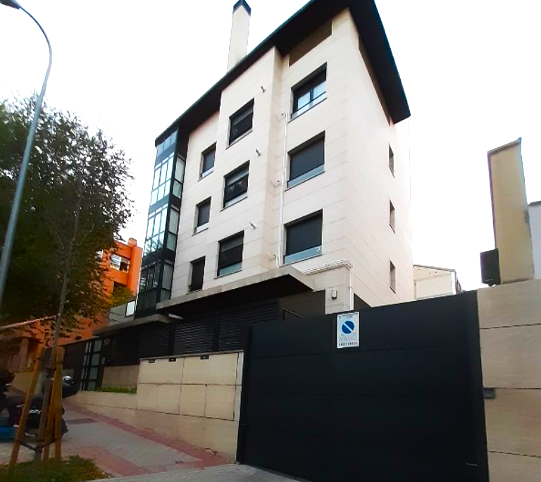 undefined - Image 4