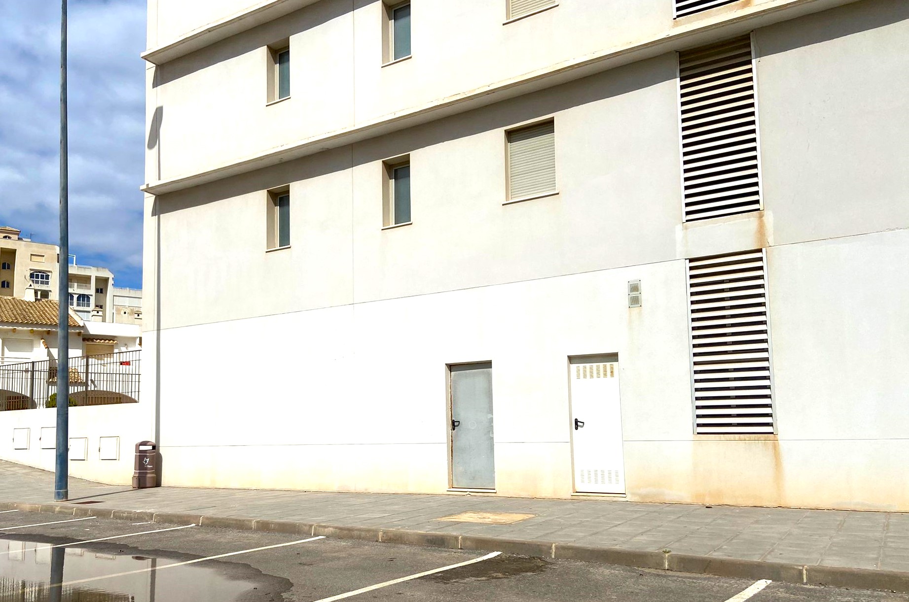 - Image 5