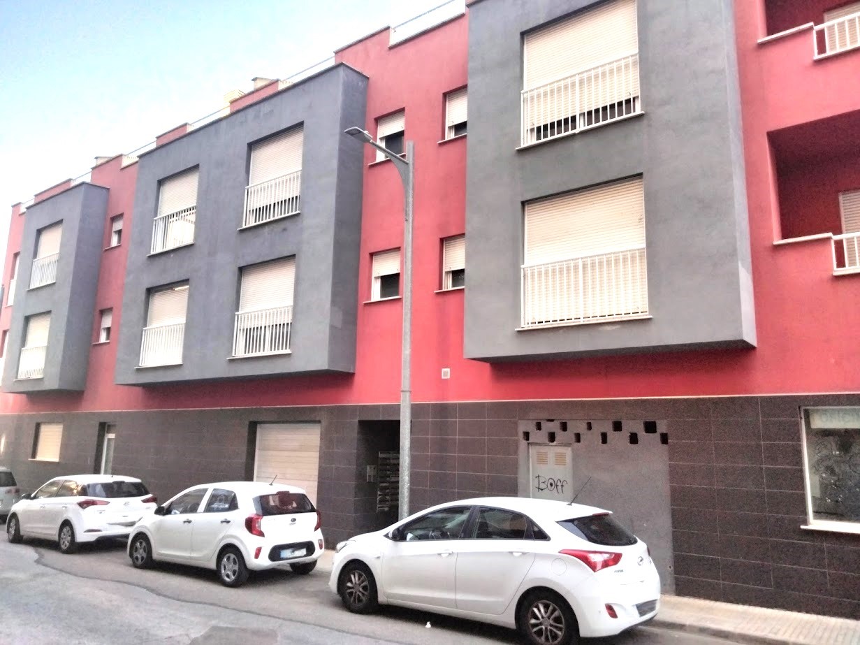 Local comercial em construção na Rua Josep Almela Guillem, Pego – Espaço em bruto com grande potencial para investidores - Image 4