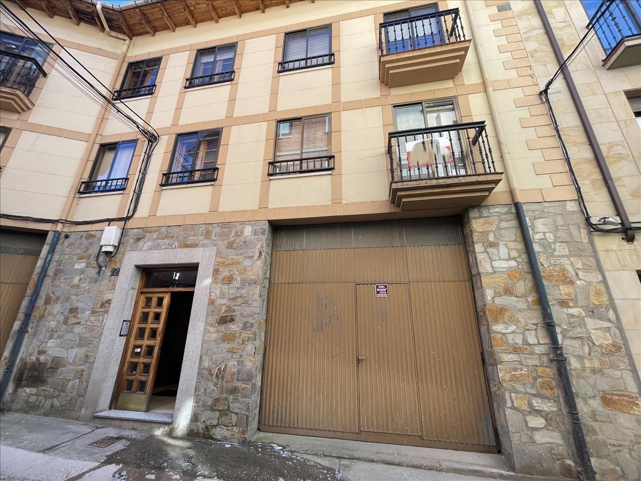Local comercial en CRUZ