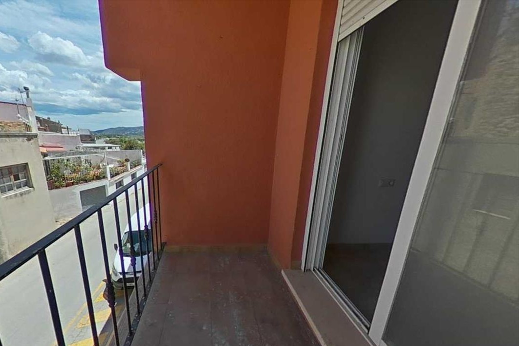 Moradia de 3 andares com garagem, piscina e lareira – tranquilidade, serviços e boa localização - Image 28