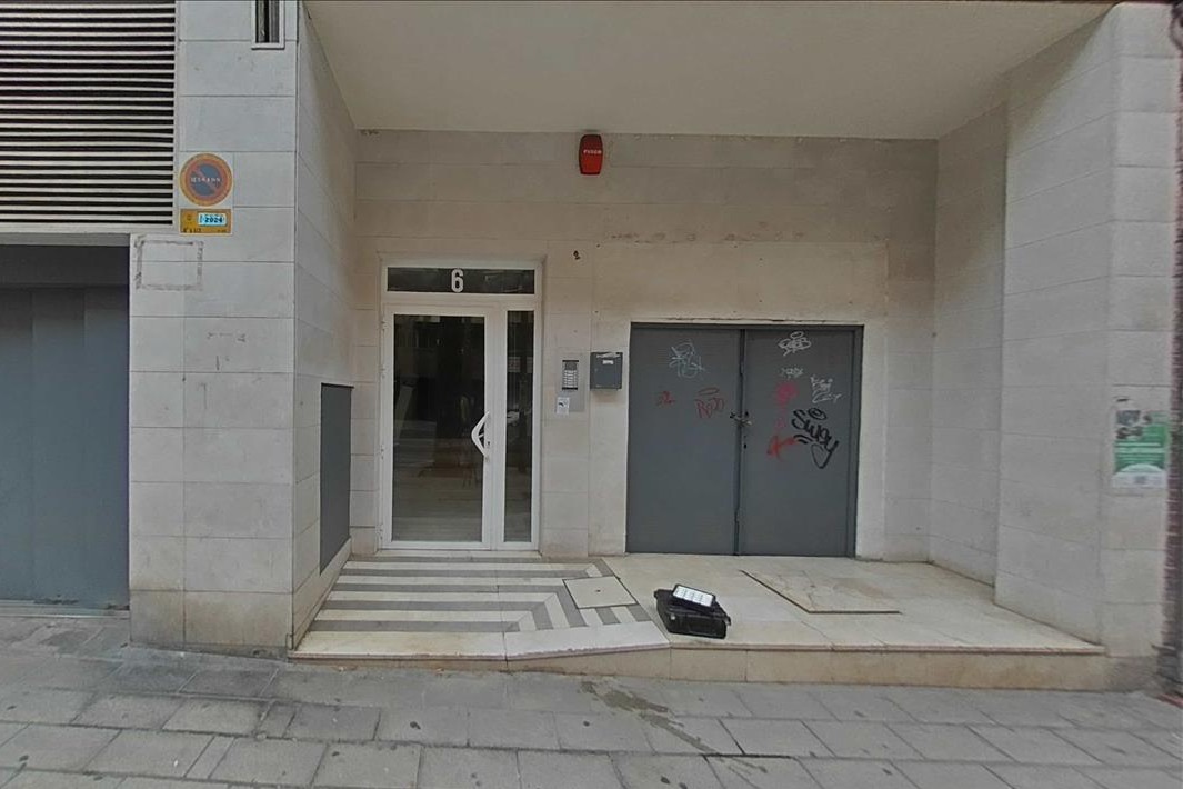 undefined - Image 32