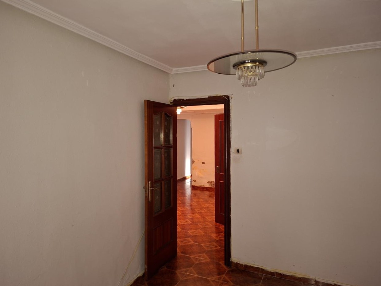 undefined - Image 15