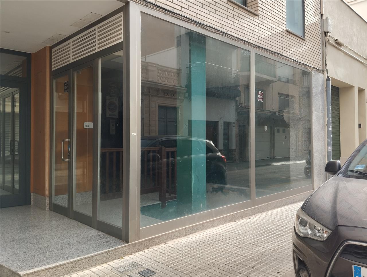 Local comercial en Industria